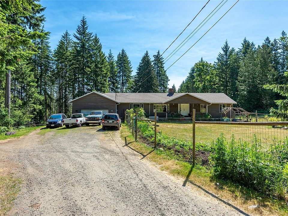 1st image of 8598 Island Hwy N