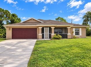 1900 Xelda Ave N, Lehigh Acres, FL 33971
