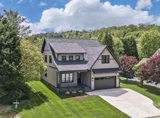 19 Fairway Falls Rd, Mills River, NC 28759