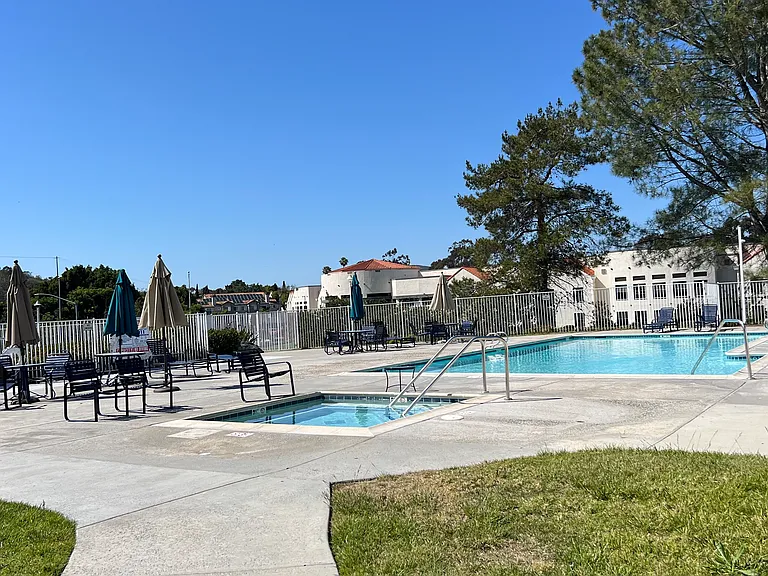 10993 Avenida De Los Lobos — Photo 16