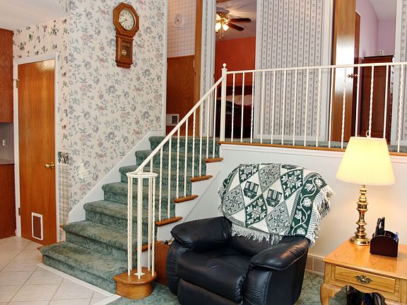 4th image of 4141 Garden Park Dr