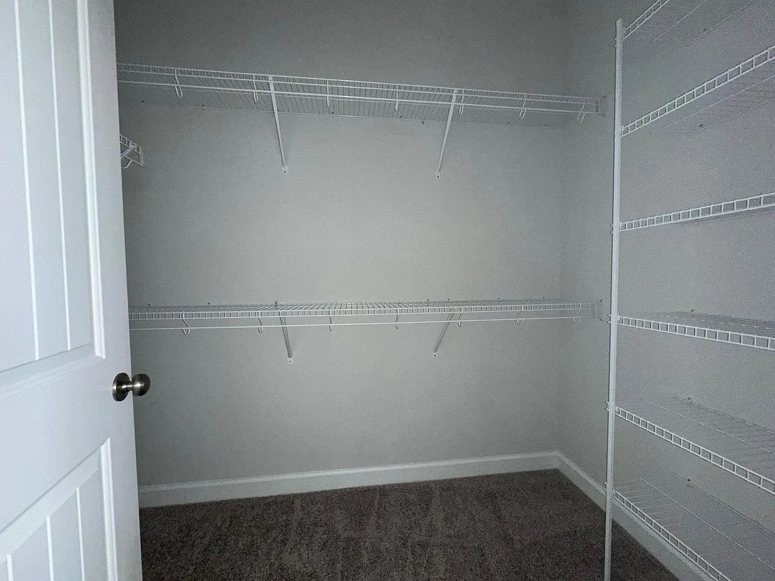3 bed, 1728 sqft, $2,095 — Photo 4