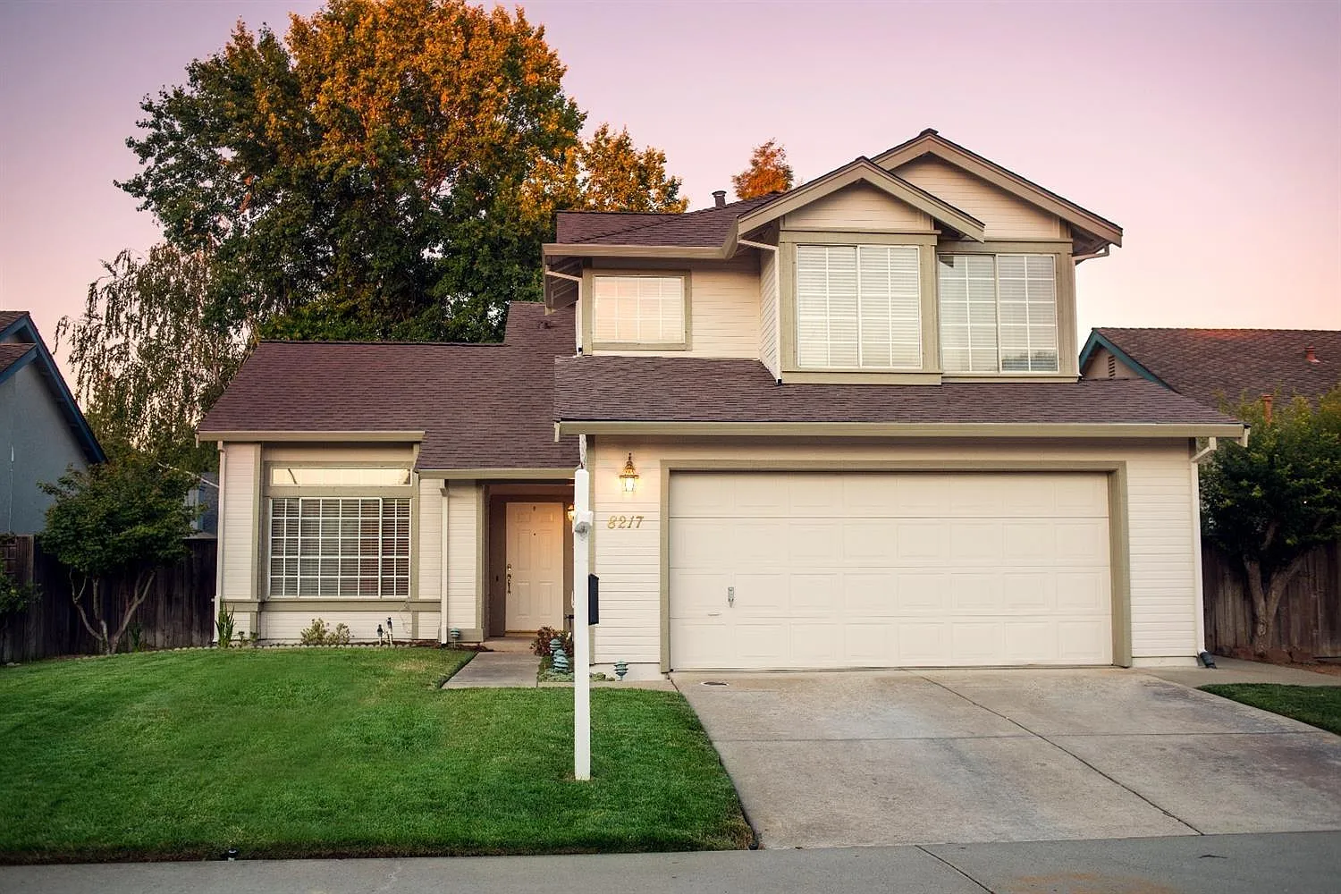 8217 Danbury Park Ct photo 1