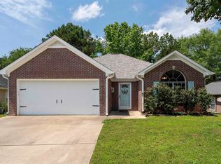 306 Saint Charles Way, Helena, AL 35080