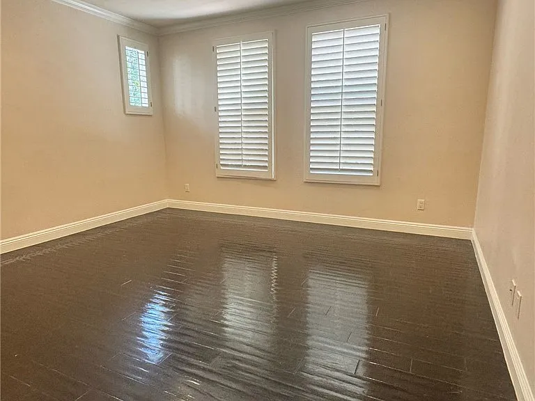 170 Hayward — Photo 12