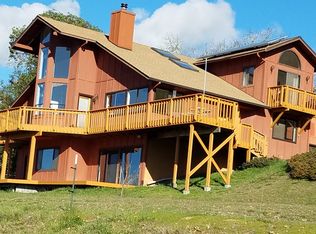 359 Cinbar Dr, Roseburg, OR 97471