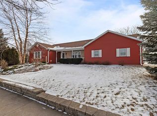 149 W Elm Dr, Little Chute, WI 54140