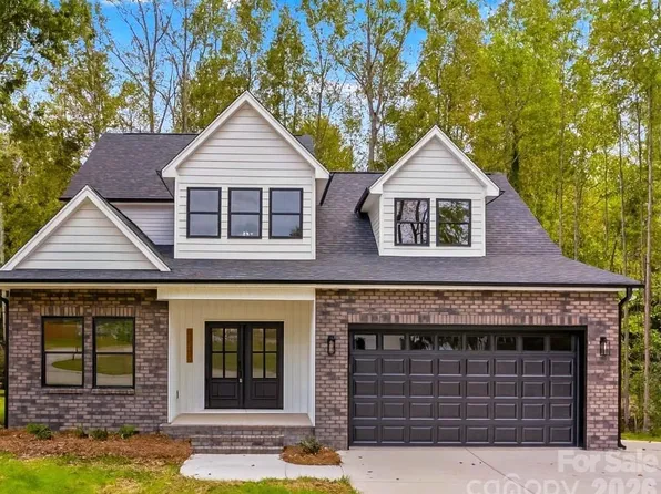 36 Elizabeth Dr, China Grove, NC 28023