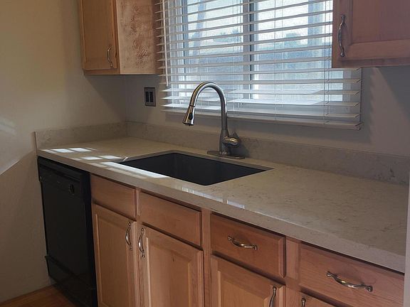 4th image of 4610 N 68th St Unit 406