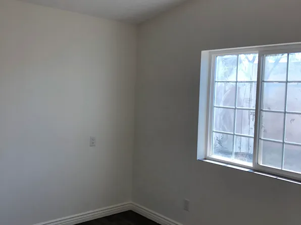 3121 W Anderson Dr, Phoenix, AZ 85053