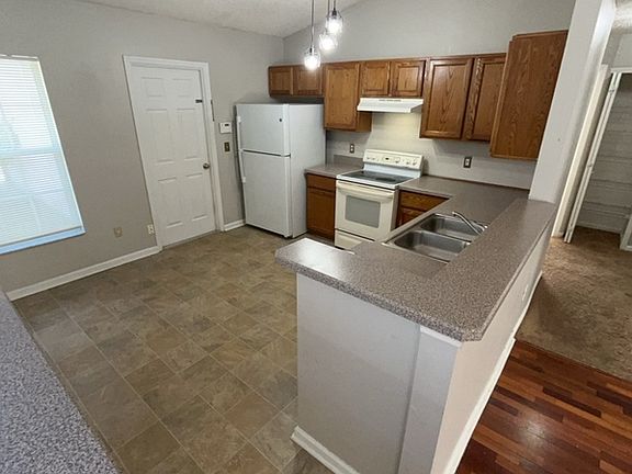 4th image of 5152 Heatherstone Ct