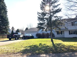 2541 Wimbledon Pl, Woodbury, MN 55125