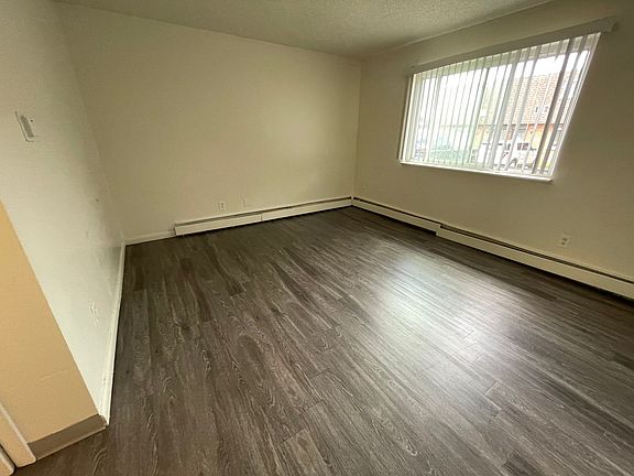5th image of 736 37th Ave #C