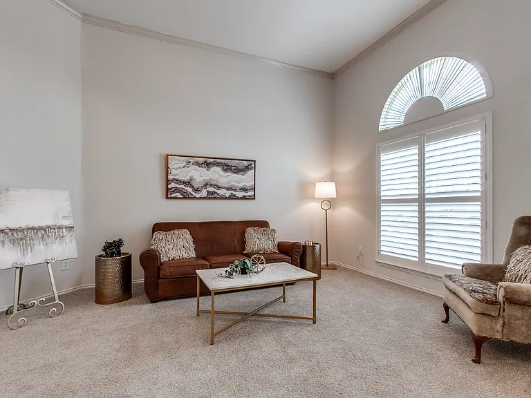 2905 Oak Tree Dr — Photo 10