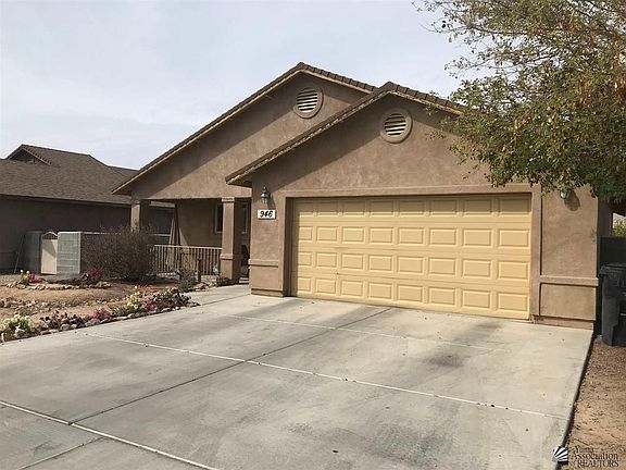 3rd image of 946 E San Luis Ln