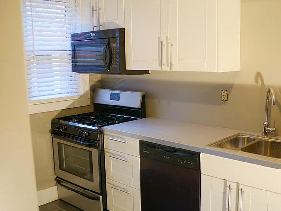 4th image of 565 W Breckenridge St APT 1