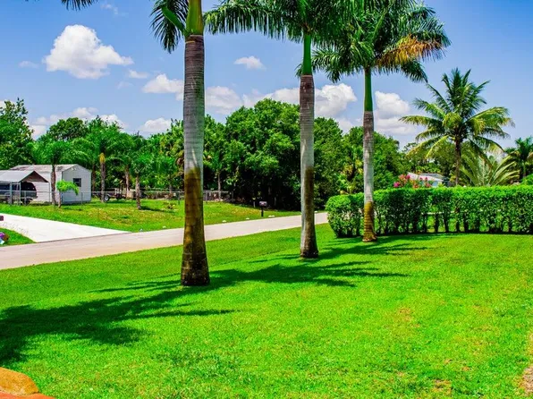 1409 SW Flounder Lane, Port St Lucie, FL 34953