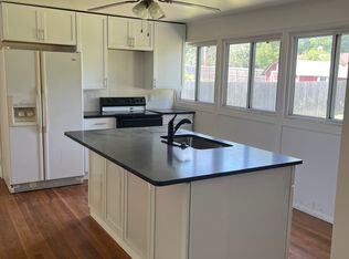 904 NE 62nd St, Kansas City, MO 64118