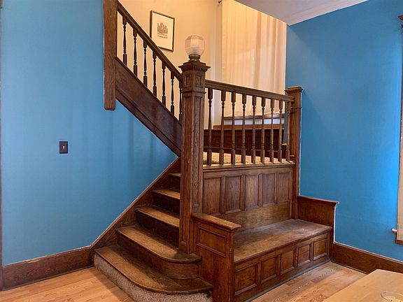 Natural wood work bench sitting