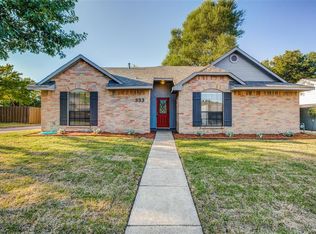 333 Allegheny Trail Ln, Garland, TX 75043