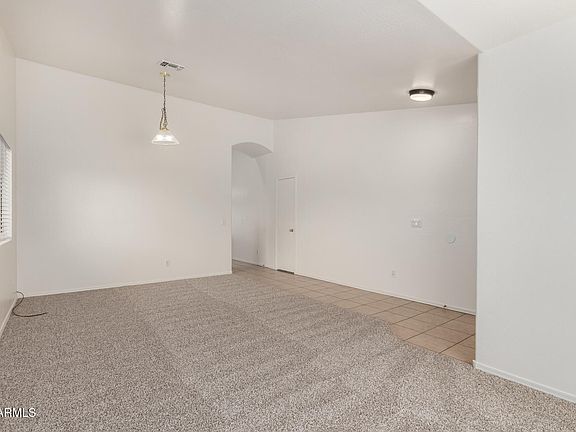 5th image of 662 W ENCHANTED DESERT Drive