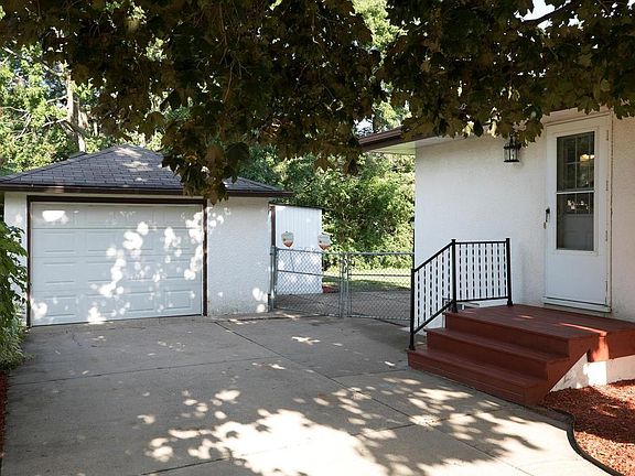 5th image of 7019 Quail Ave N