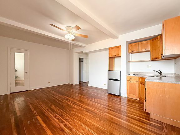 5th image of 5 Tudor City Pl APT 1533
