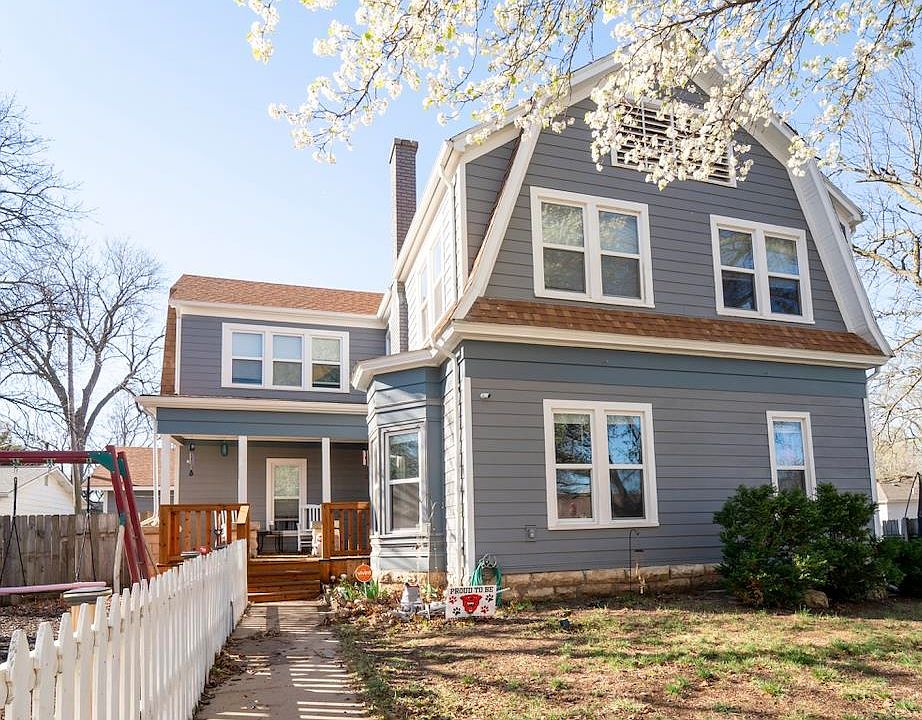 1st image of 527 W Pine Ave