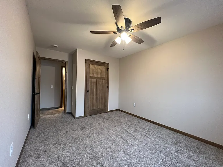 4835 Woodland Park Dr #5 — Photo 9