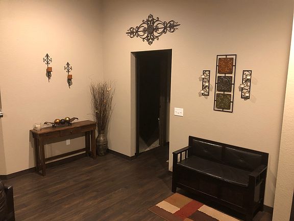 Entry way