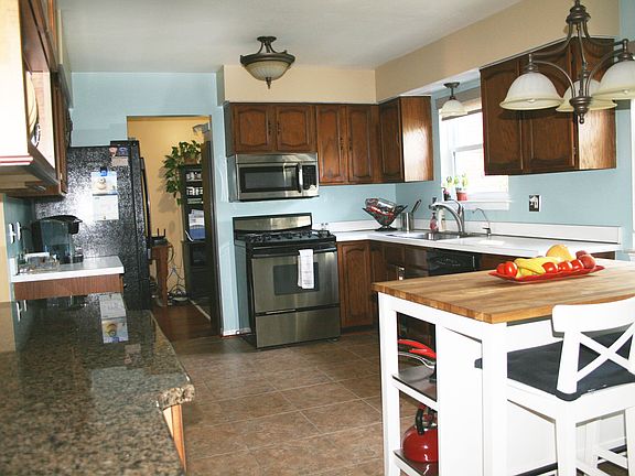 2nd image of 38489 Tuscany Ct