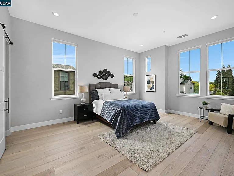 226 Akabane Ln — Photo 30