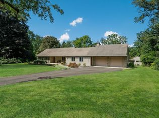 3766 Robin Rd, Furlong, PA 18925