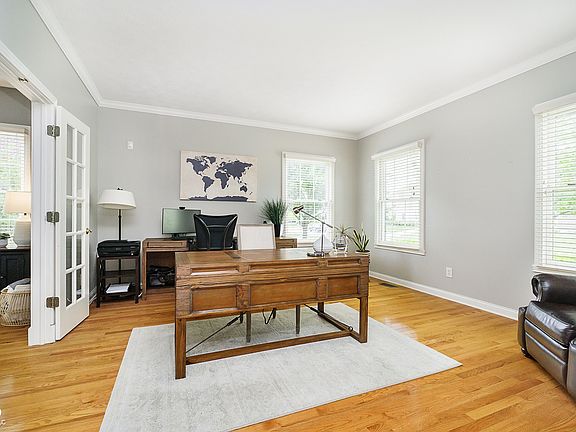 5th image of 10144 Water Crest Dr