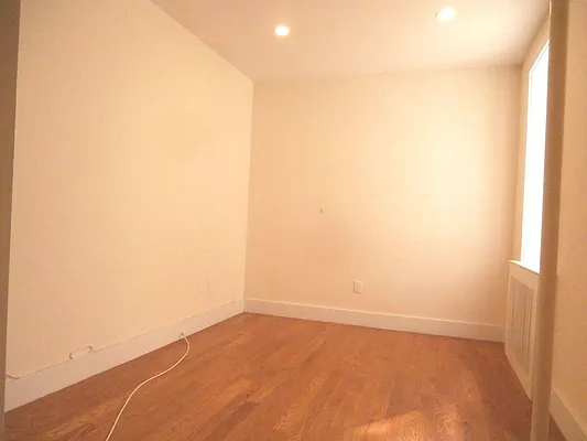 Rented by Bold New York | media 9