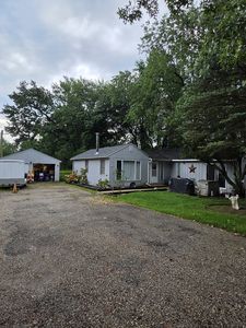 207 W Lincoln Rd, McHenry, IL, 60051