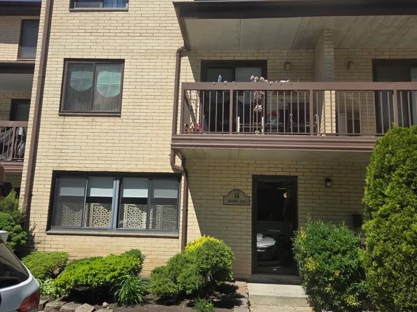 14 Windham Loop APT 1A, Staten Island, NY 10314