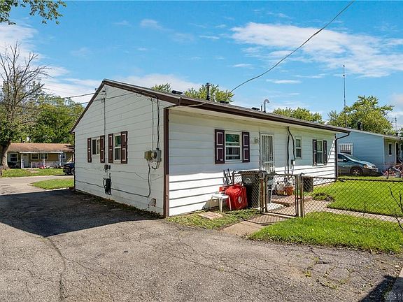 5th image of 1465 Courter St