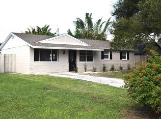8443 91st Ter, Seminole, FL 33777