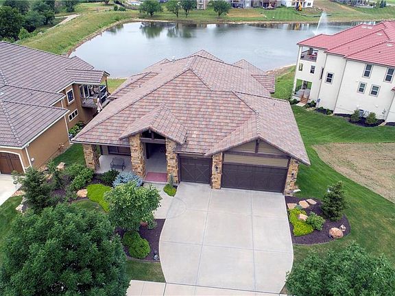 2nd image of 9202 Cottonwood Canyon Dr