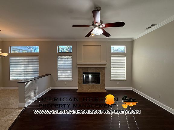 5th image of 2132 Bates Cir