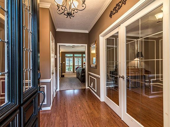 3rd image of 11911 Mighty Redwood Dr