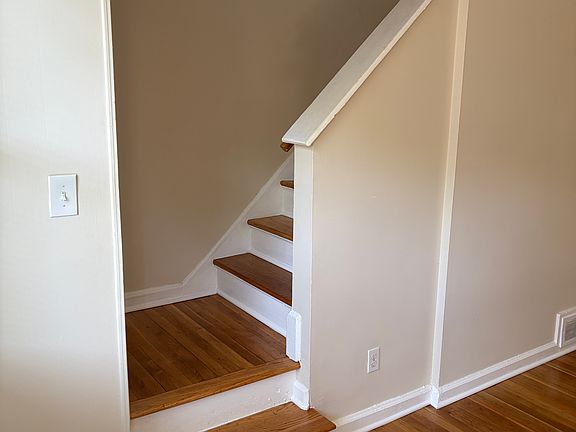 5th image of 5524 B St SE