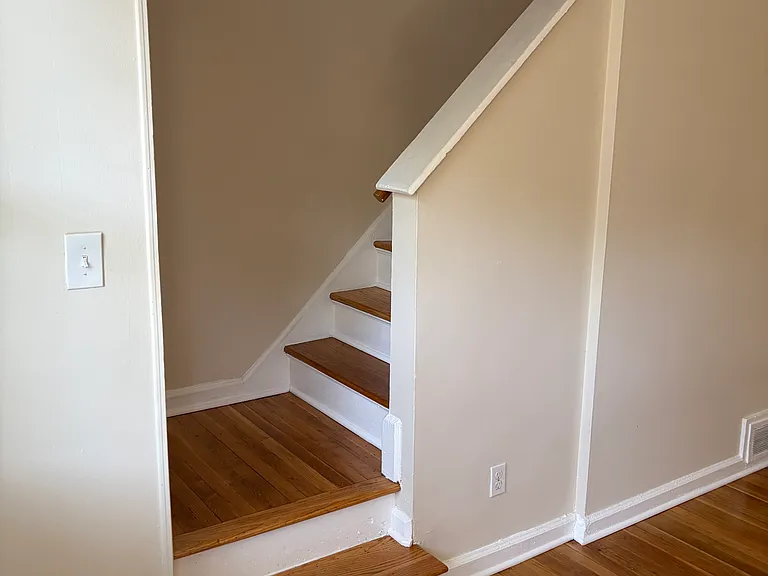 5524 B St SE — Photo 5