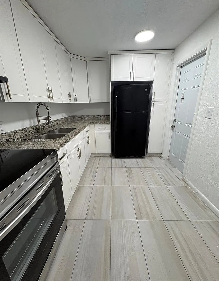 Royal Oaks Condo — Photo 4