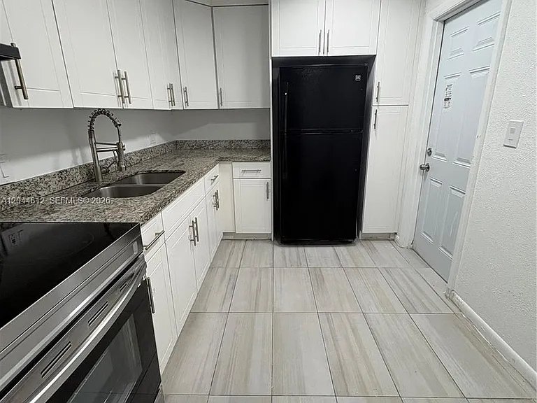 447 NE 195th St #214 — Photo 4