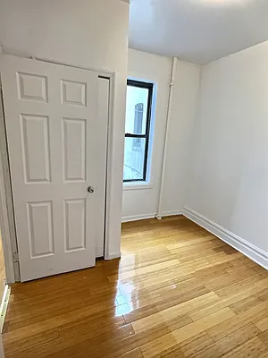 Rented by Daniel Gale Sotheby's International Realty | media 15