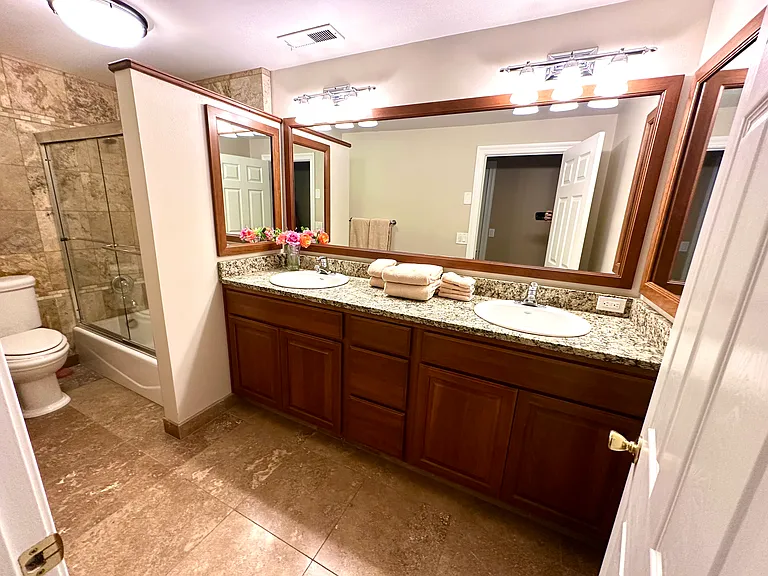 Large full bath double sinks
