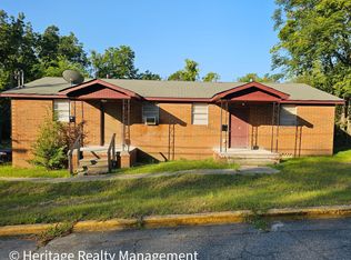 652 Pebble St, Macon, GA 31201