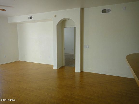 5th image of 920 E Devonshire Ave Unit 3001